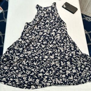 Flowy navy blue floral sundress
